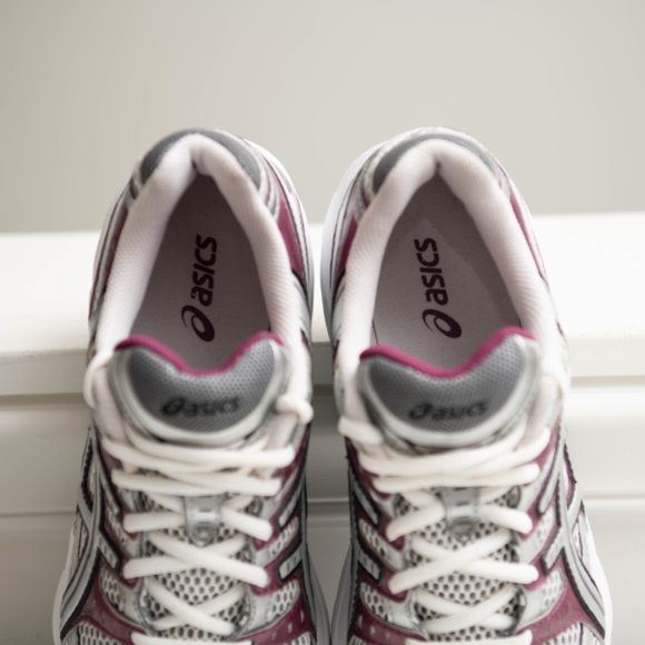 Asics Gel Equation 3 Womens 8.5 Athletic Running Shoes White Purple Asics Shoes - Picture 7 of 7